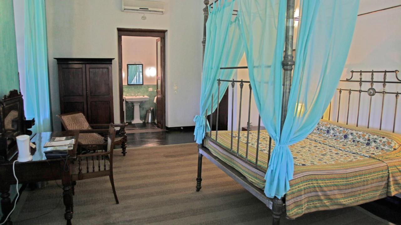 Neemrana'S - Bungalow On The Beach Tharangambadi Exterior photo