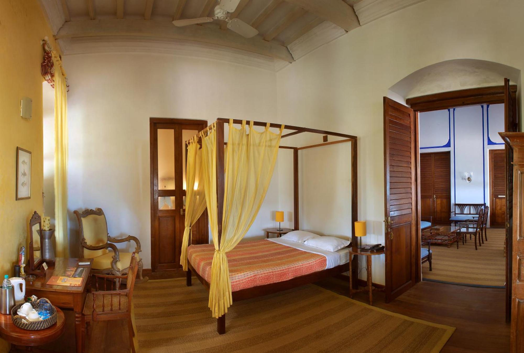 Neemrana'S - Bungalow On The Beach Tharangambadi Exterior photo